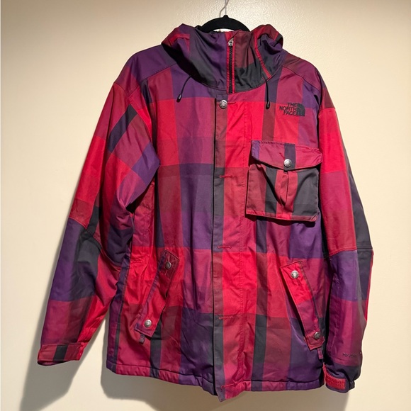 The North Face Plaid Ski Snowboard Jacket men’s medium hyvent insulated - Picture 1 of 14